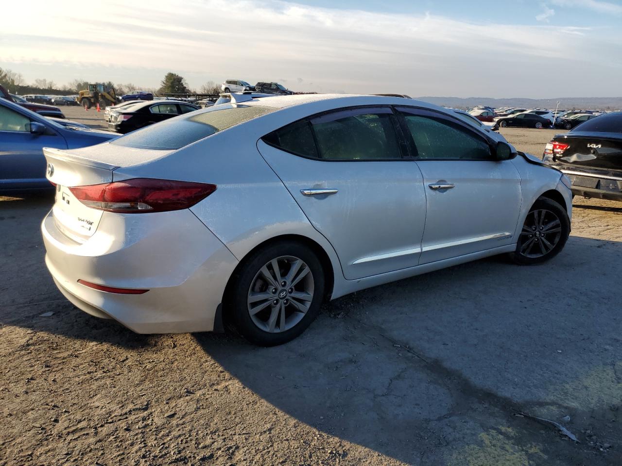 Obraz 3 z 2018 HYUNDAI ELANTRA SEL 2018 z VIN 5NPD84LF8JH391856