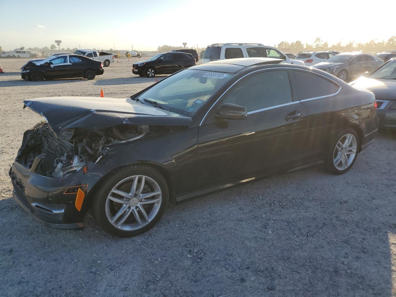 Image 1 of 2013 MERCEDES-BENZ C 250 2013 with VIN WDDGJ4HB6DG094493