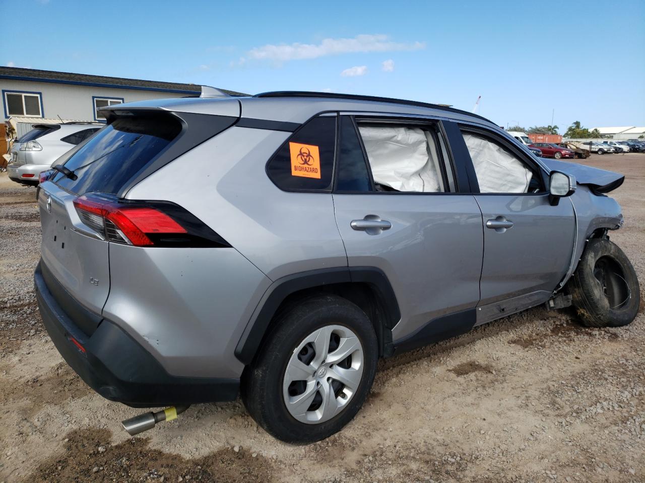 Obraz 3 z 2021 TOYOTA RAV4 LE 2021 z VIN JTMK1RFV7MD074141