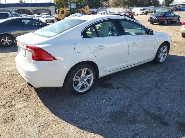 Obraz 3 z 2014 VOLVO S60 T5 2014 z VIN YV1612FH5E2292010