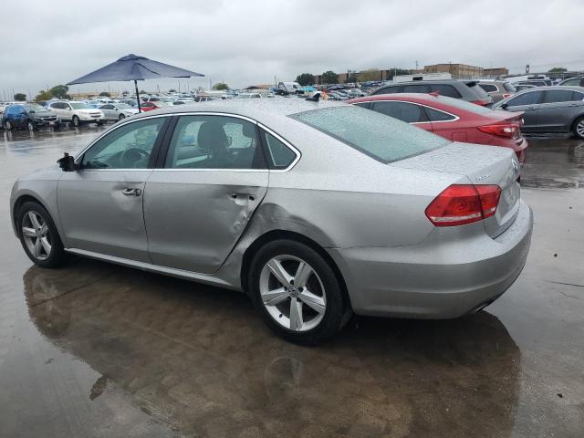 Image 2 of 2013 VOLKSWAGEN PASSAT SE 2013 with VIN 1VWBH7A36DC072888