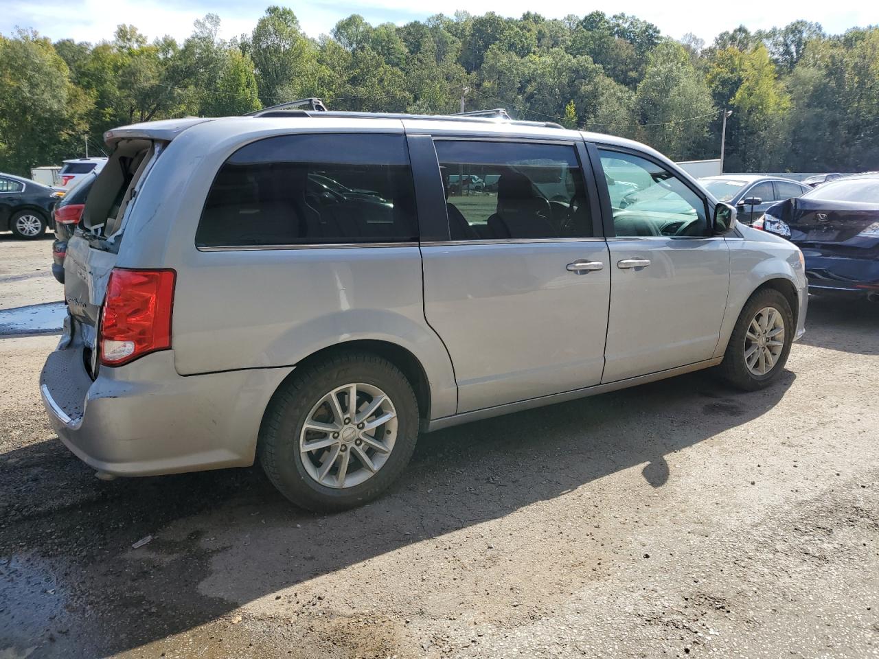 Изображение 3 2019 DODGE GRAND CARAVAN SXT 2019 с VIN 2C4RDGCG7KR742692