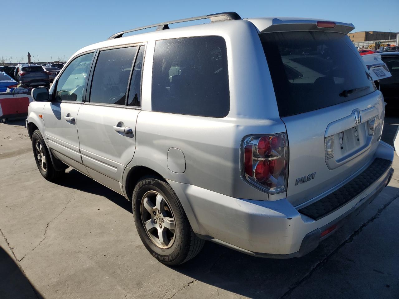 Image 2 of 2006 HONDA PILOT EX 2006 with VIN 5FNYF18676B016187