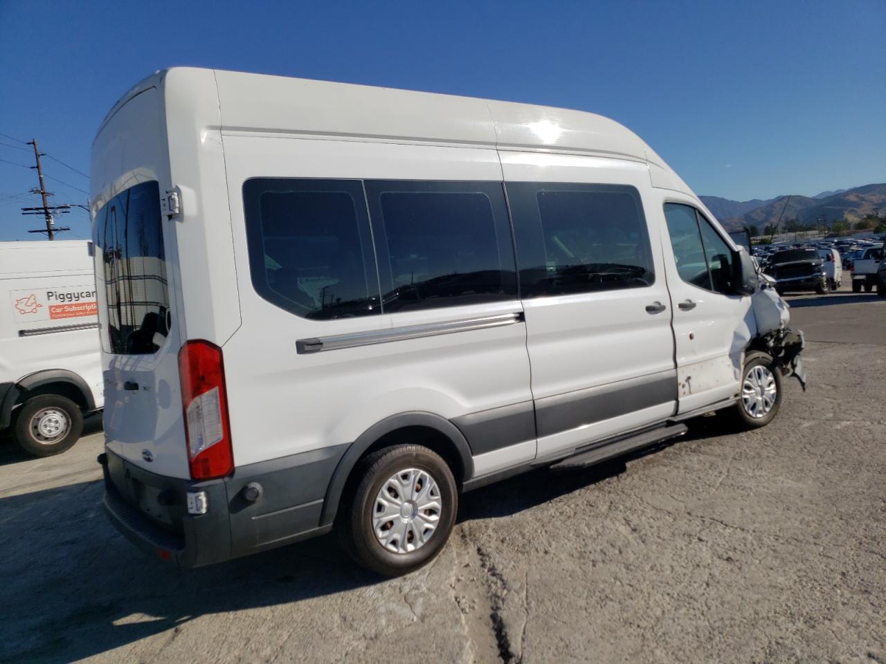 Изображение 3 2016 FORD TRANSIT T-350 2016 с VIN 1FBAX2XG2GKA21899