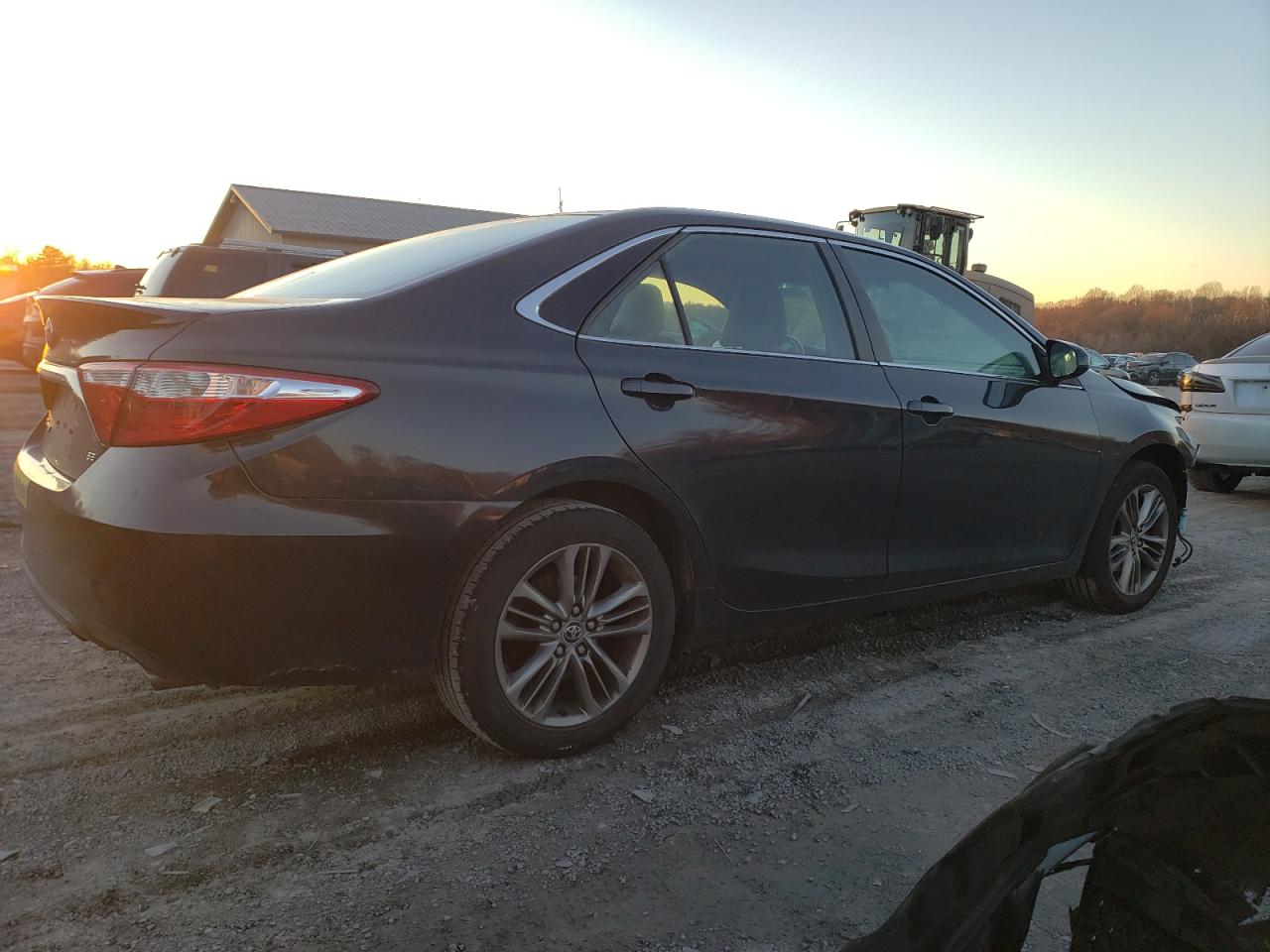 Image 3 of 2015 TOYOTA CAMRY LE 2015 with VIN 4T1BF1FK3FU962277