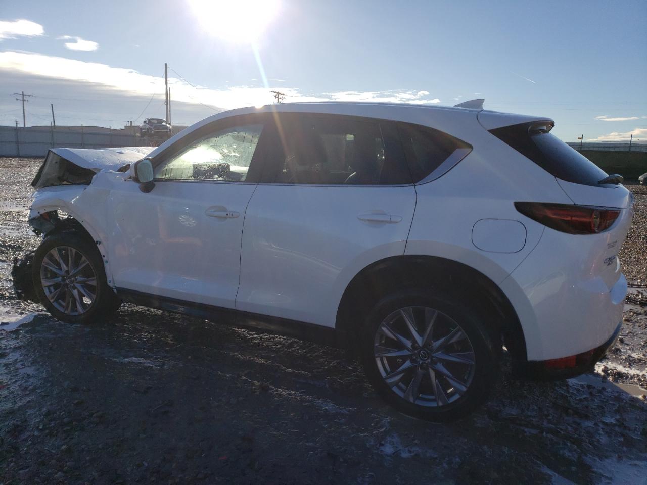 Obraz 2 z 2019 MAZDA CX-5 GRAND TOURING 2019 z VIN JM3KFBDM6K0630423