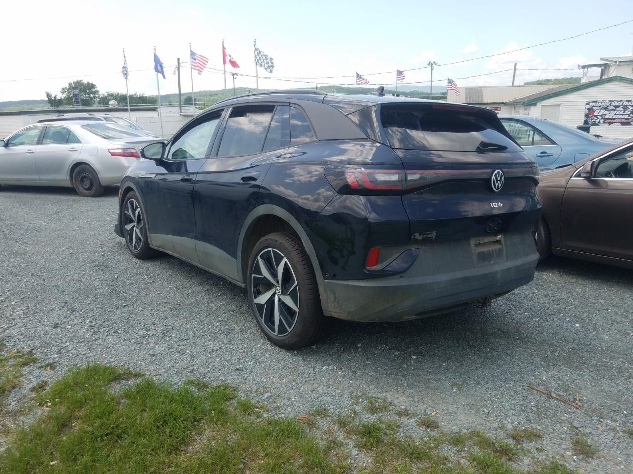 Image 2 of 2023 VOLKSWAGEN ID.4 PRO S 2023 with VIN 1V2GNPE81PC003875