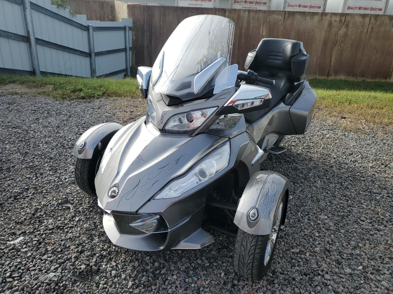 Obraz 2 z 2011 CAN-AM SPYDER ROADSTER RTS 2011 z VIN 2BXJBWC18BV002018