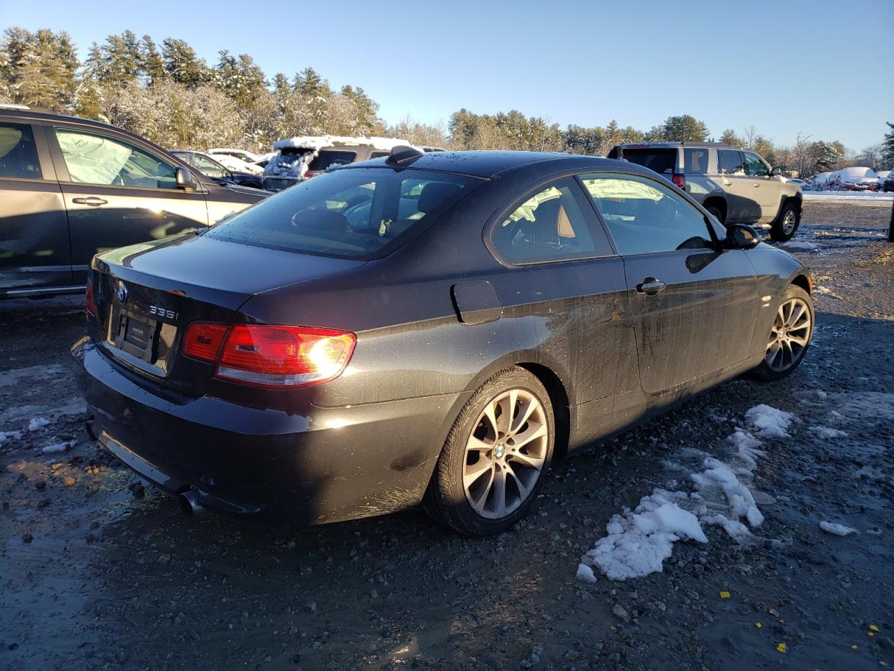 Image 3 of 2009 BMW 335 XI 2009 with VIN WBAWC73519E063574