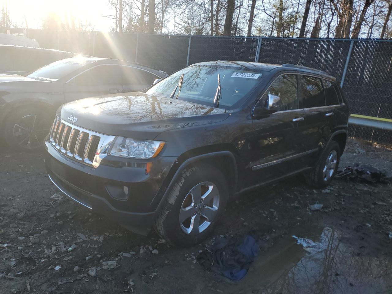 Image 1 of 2011 JEEP GRAND CHEROKEE LIMITED 2011 with VIN 1J4RR5GG4BC583813