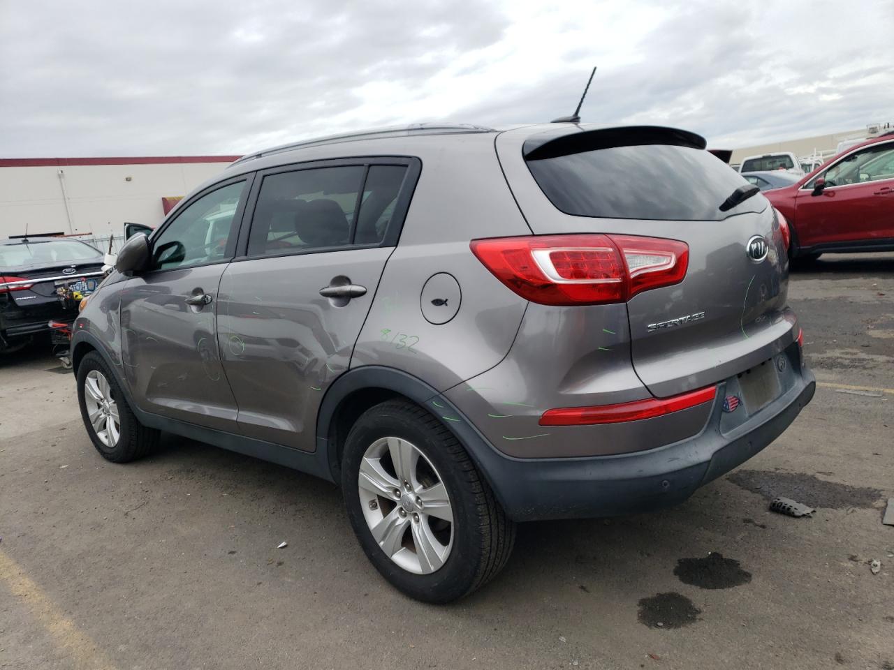 Изображение 2 2012 KIA SPORTAGE BASE 2012 с VIN KNDPB3A29C7247393