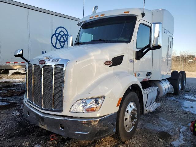 Image 2 of 2016 PETERBILT 579  2016 with VIN 1XPBDP9X3GD335650