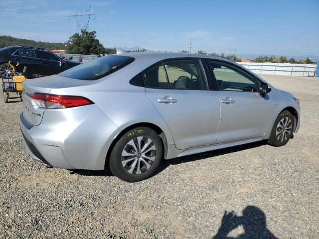 Obraz 3 z 2020 TOYOTA COROLLA LE 2020 z VIN JTDEBRBE8LJ008391