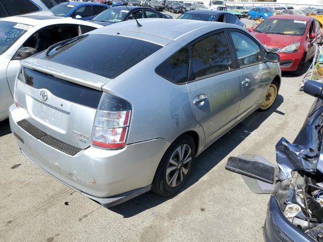 Image 3 of 2005 TOYOTA PRIUS  2005 with VIN JTDKB20U357042534