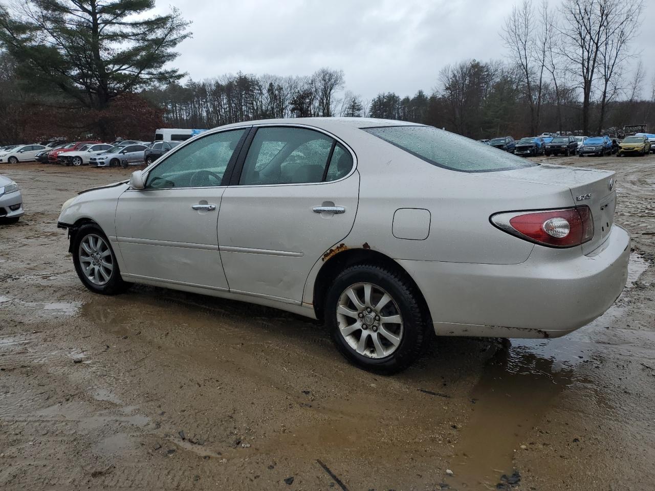Image 2 of 2003 LEXUS ES 300 2003 with VIN JTHBF30GX30089567