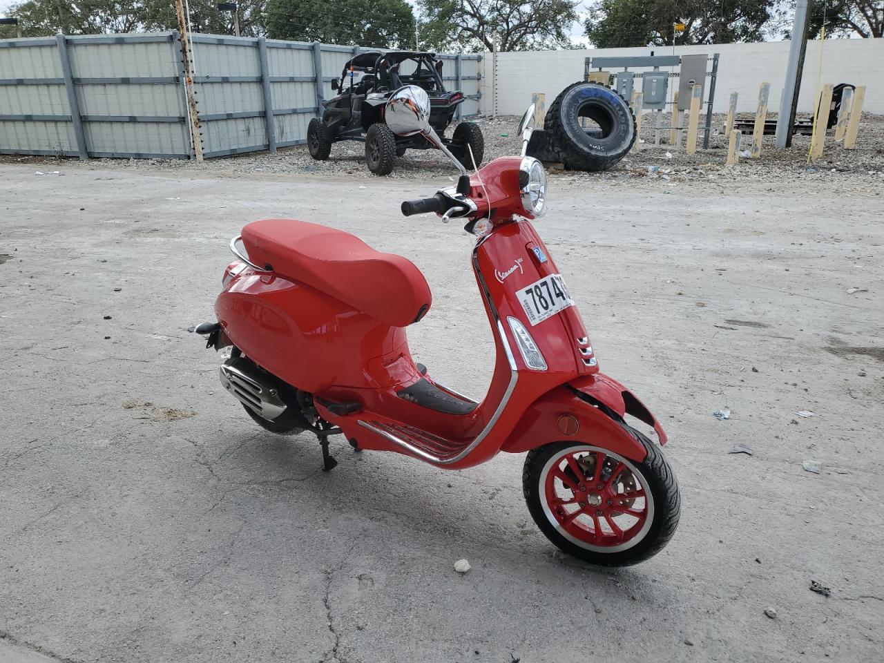 Obraz 1 z 2023 VESPA PRIMAVERA/SPRINT 50 2023 z VIN ZAPCA06B1P5106326