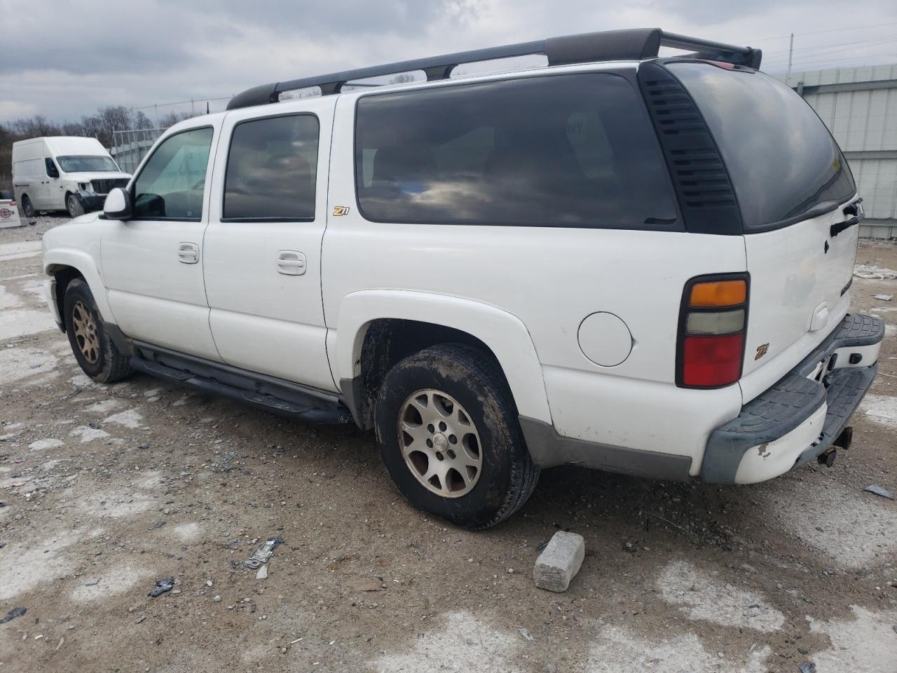 Изображение 2 2004 CHEVROLET SUBURBAN K1500 2004 с VIN 3GNFK16Z84G187139