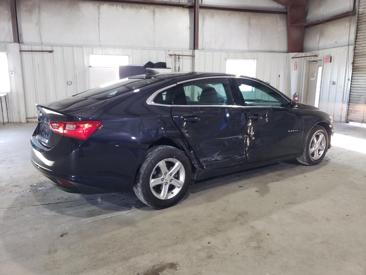 Image 3 of 2022 CHEVROLET MALIBU LS 2022 with VIN 1G1ZB5ST1NF182066