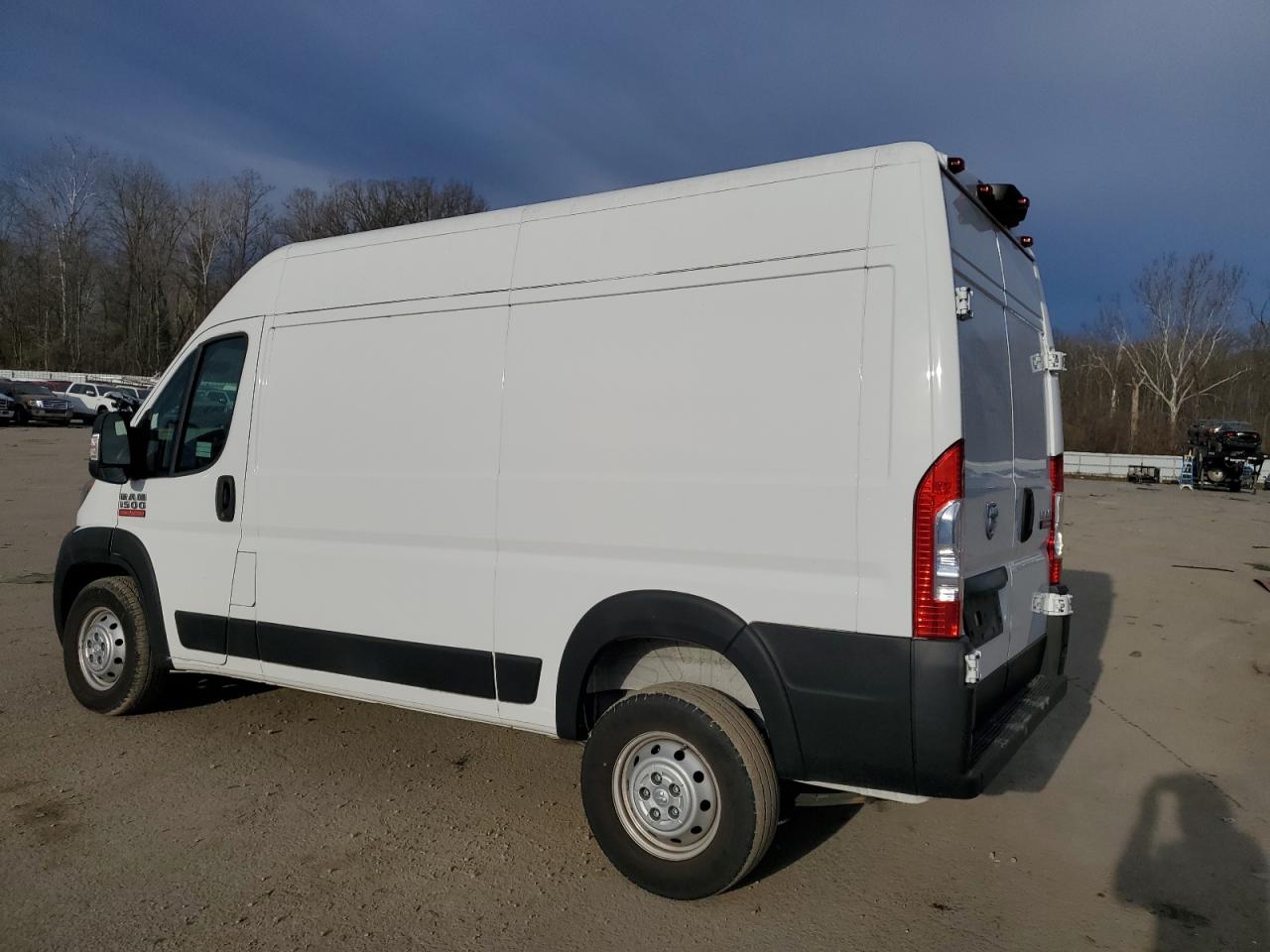 Image 2 of 2020 RAM PROMASTER 1500 1500 HIGH 2020 with VIN 3C6TRVBG9LE142070