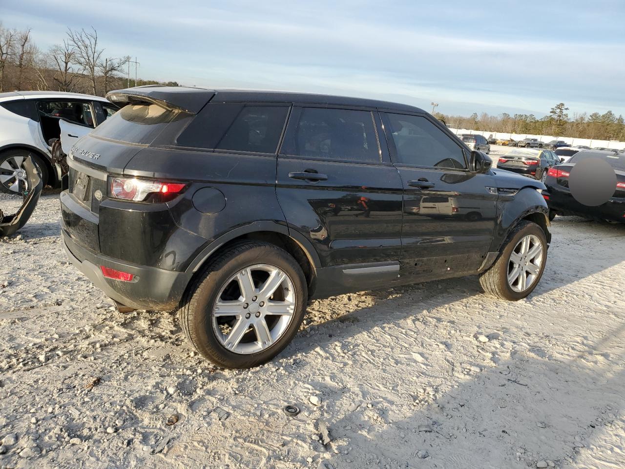 Image 3 of 2015 LAND ROVER RANGE ROVER EVOQUE PURE PREMIUM 2015 with VIN SALVR2BG9FH077065