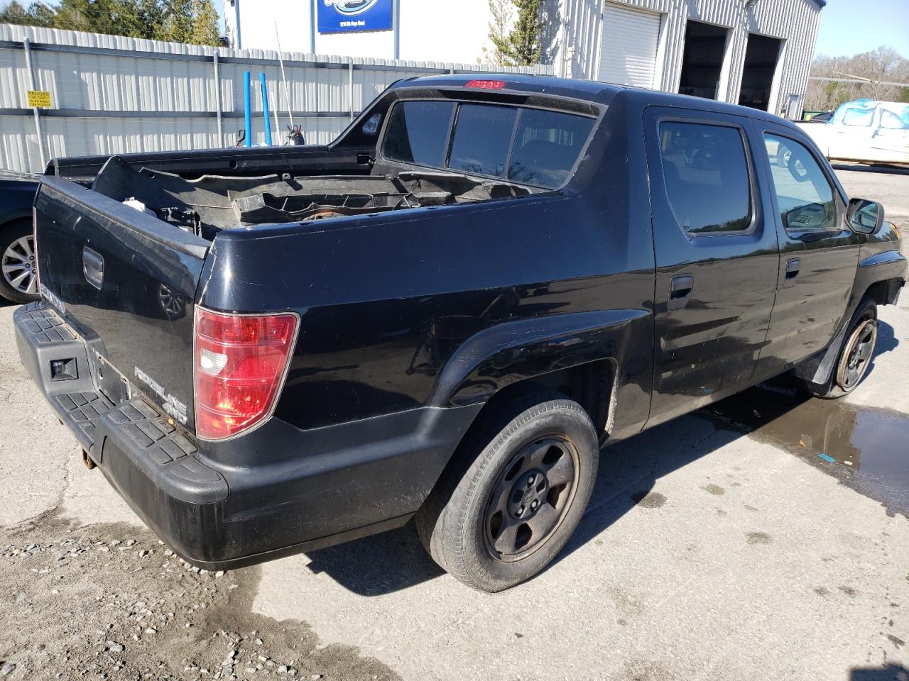 Image 3 of Honda Ridgeline Rt 2010 with VIN 5FPYK1F25AB005233
