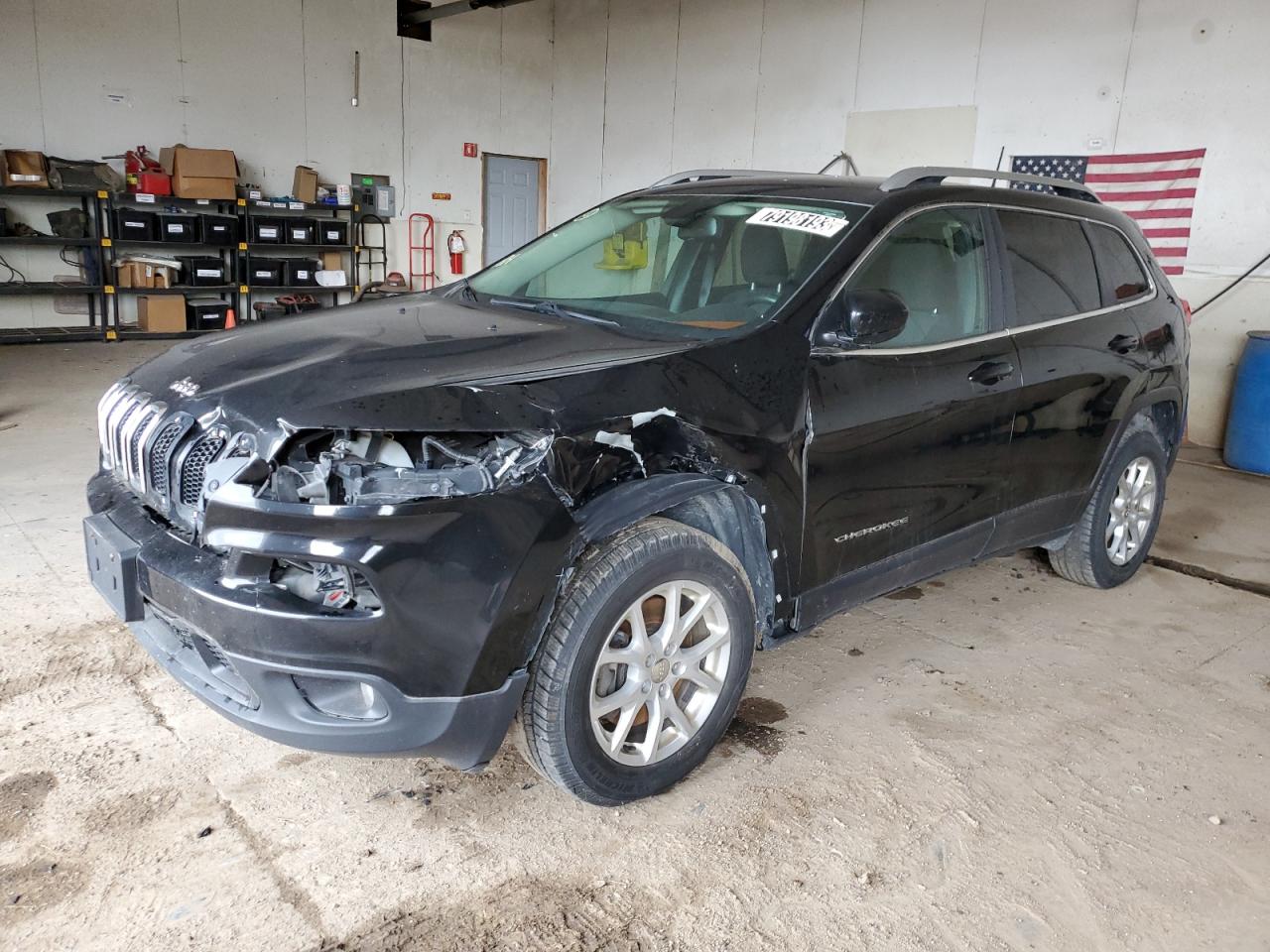 Obraz 1 z 2017 JEEP CHEROKEE LATITUDE 2017 z VIN 1C4PJMCS6HW513472