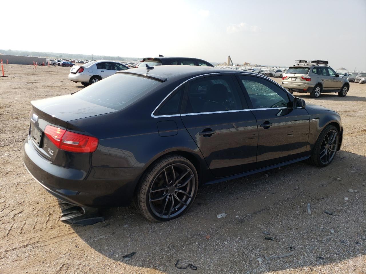 Obraz 3 z 2014 AUDI A4 PREMIUM 2014 z VIN WAUBFAFL3EN015484