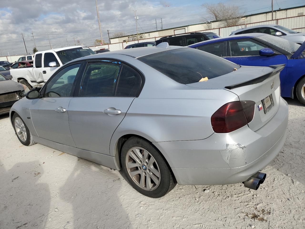 Image 2 of 2006 BMW 325 I 2006 with VIN WBAVB13586KX39625