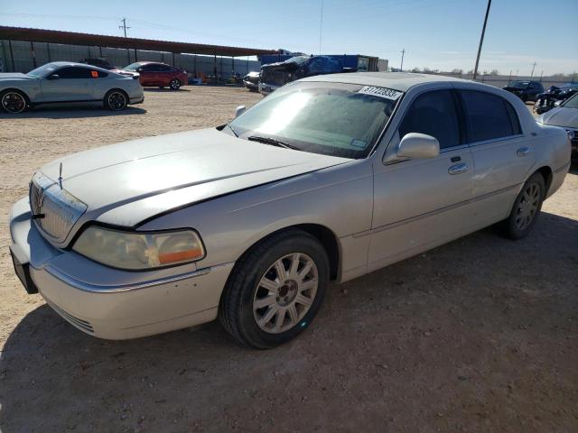 Obraz 1 z 2007 LINCOLN TOWN CAR SIGNATURE LIMITED 2007 z VIN 1LNHM82V37Y607452