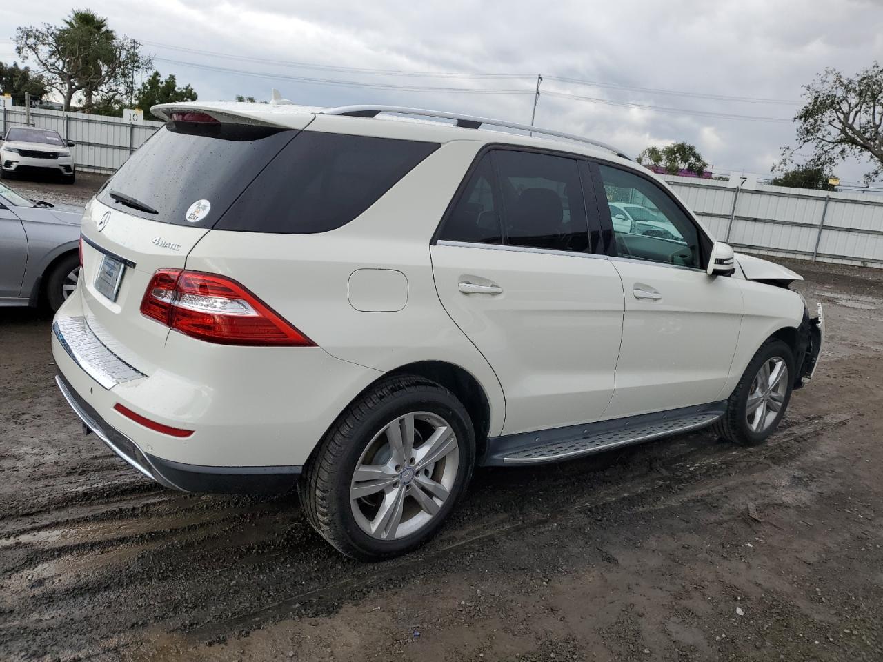 Image 3 of 2013 MERCEDES-BENZ ML 350 4MATIC 2013 with VIN 4JGDA5HB9DA209492