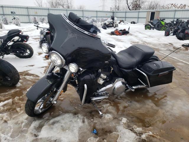 Image 2 of 2012 HARLEY-DAVIDSON FLHXSE3 CVO STREET GLIDE 2012 with VIN 1HD1PZ818CB961230
