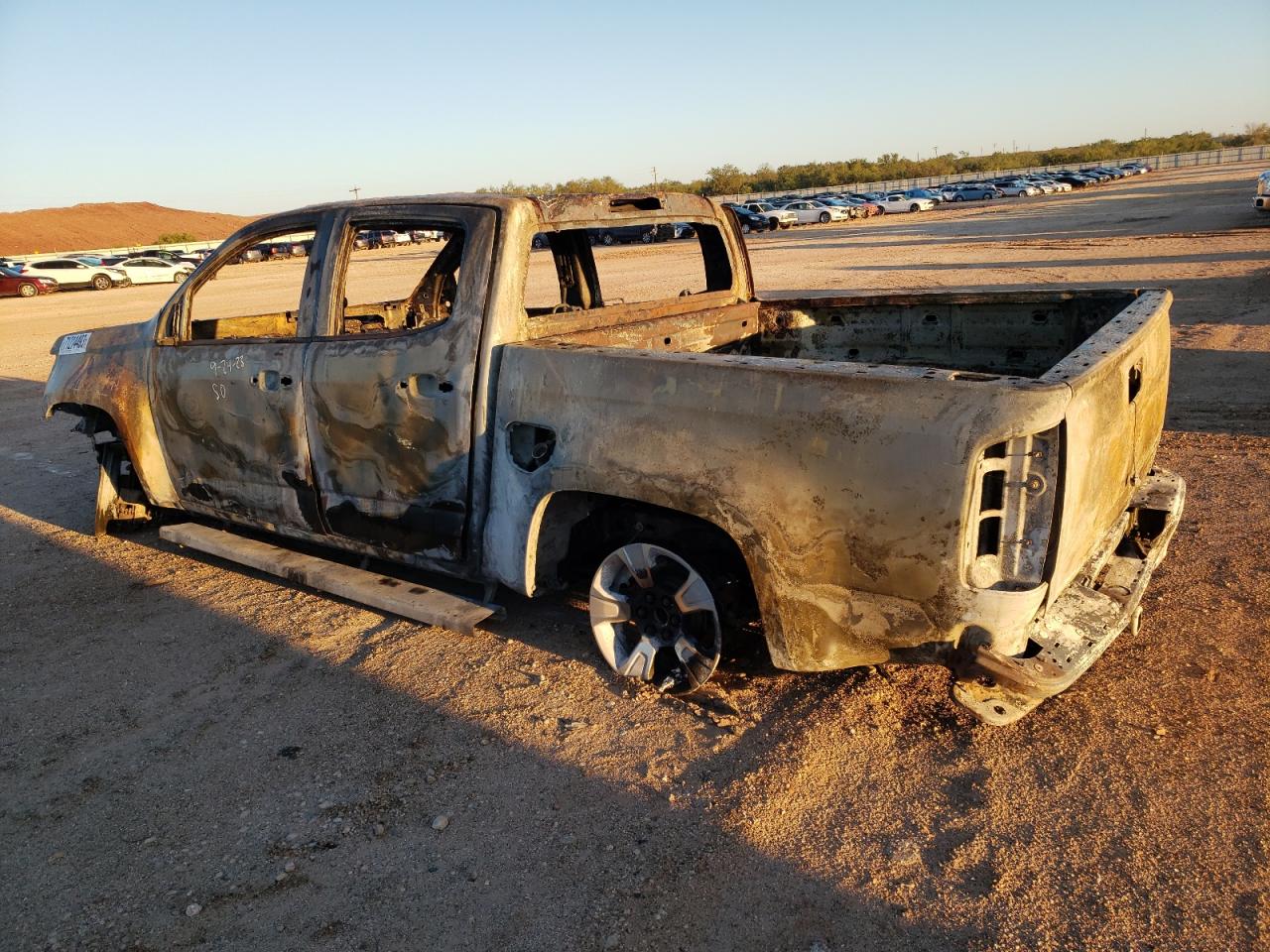Image 2 of 2015 CHEVROLET COLORADO Z71 2015 with VIN 1GCGTCE30F1133712