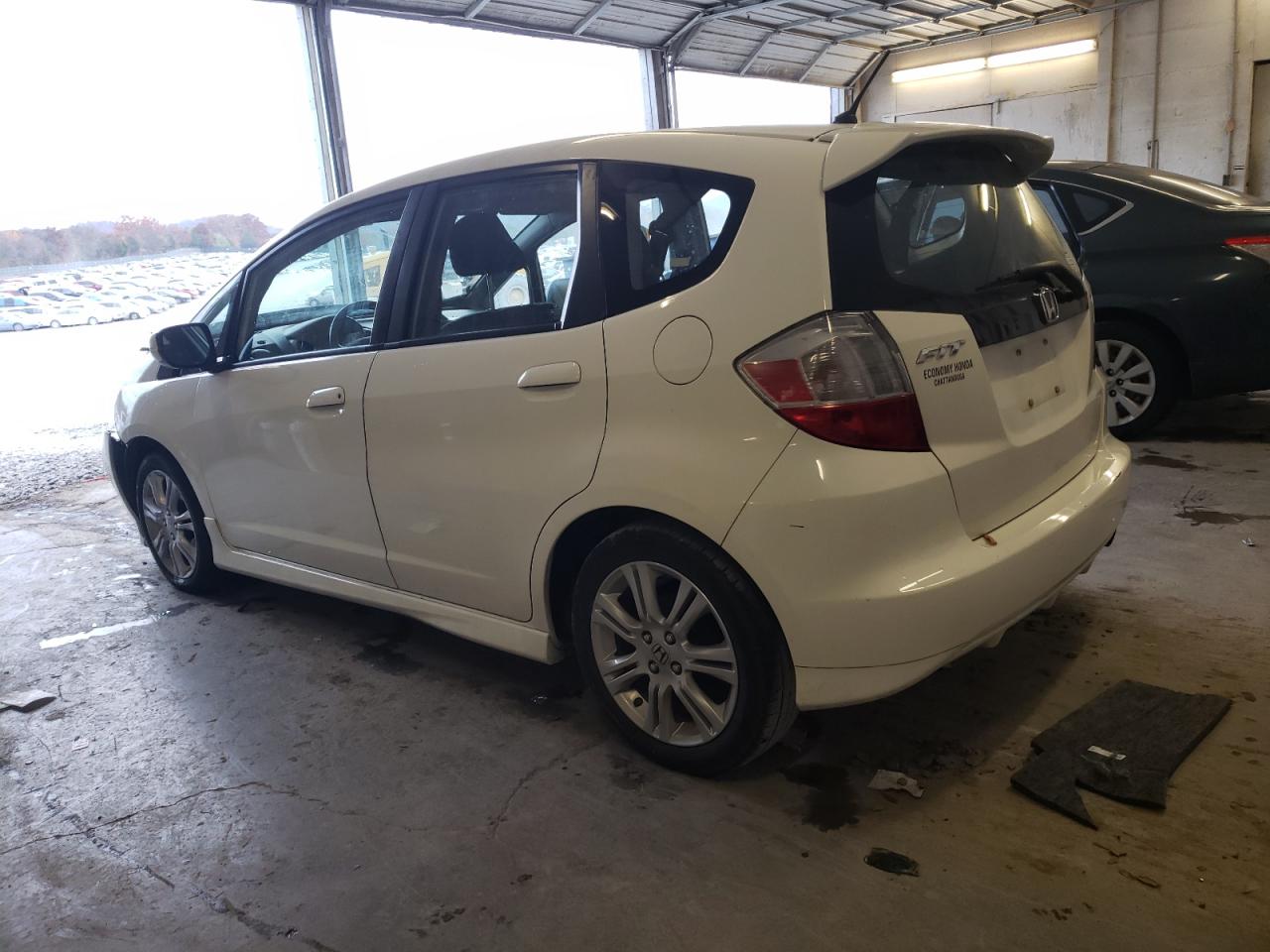 Image 2 of 2010 HONDA FIT SPORT 2010 with VIN JHMGE8H4XAS019326