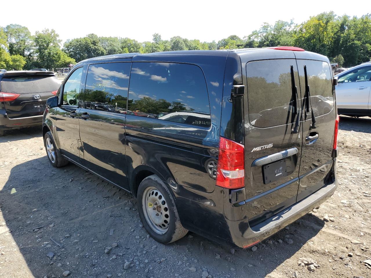 Obraz 2 z 2018 MERCEDES-BENZ METRIS  2018 z VIN WD4PG2EE0J3403301