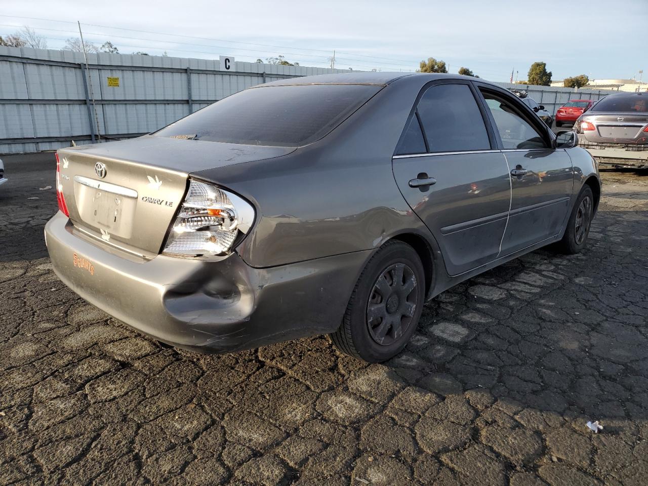 Obraz 3 z 2003 TOYOTA CAMRY LE 2003 z VIN 4T1BE32K03U650725