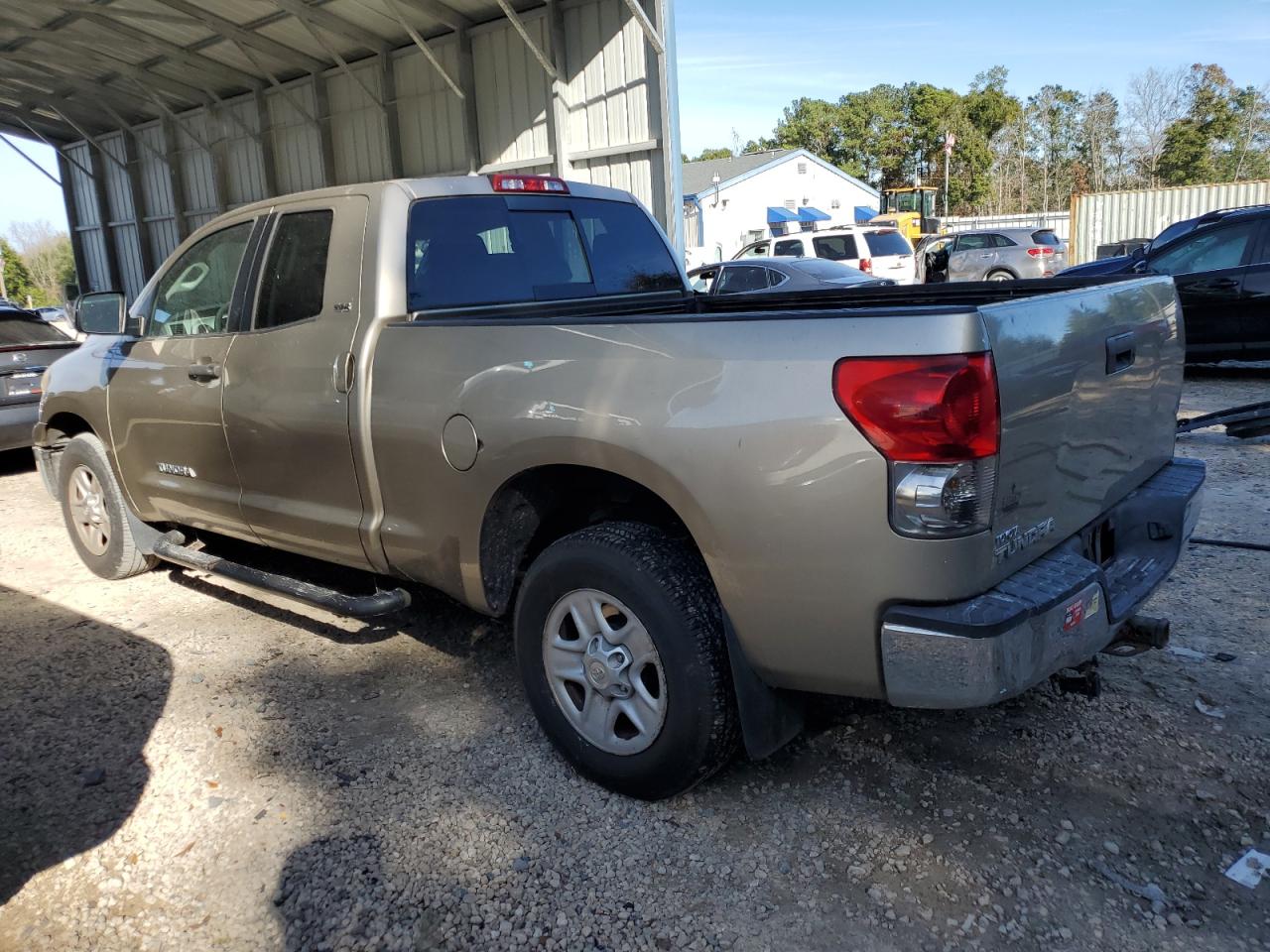 Image 2 of 2007 TOYOTA TUNDRA DOUBLE CAB SR5 2007 with VIN 5TFRU54147X005599