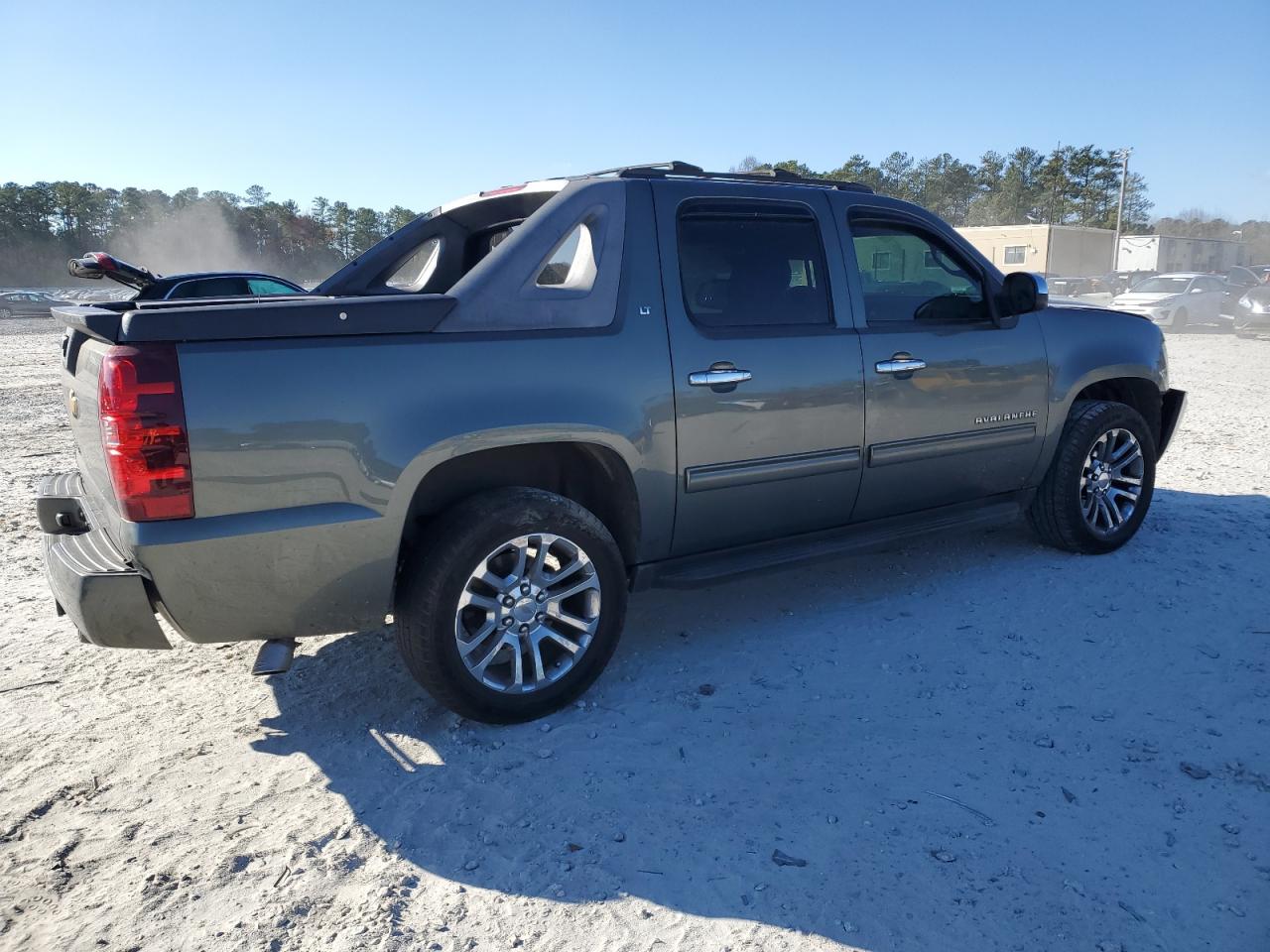 Изображение 3 2011 CHEVROLET AVALANCHE LT 2011 с VIN 3GNTKFE37BG123118