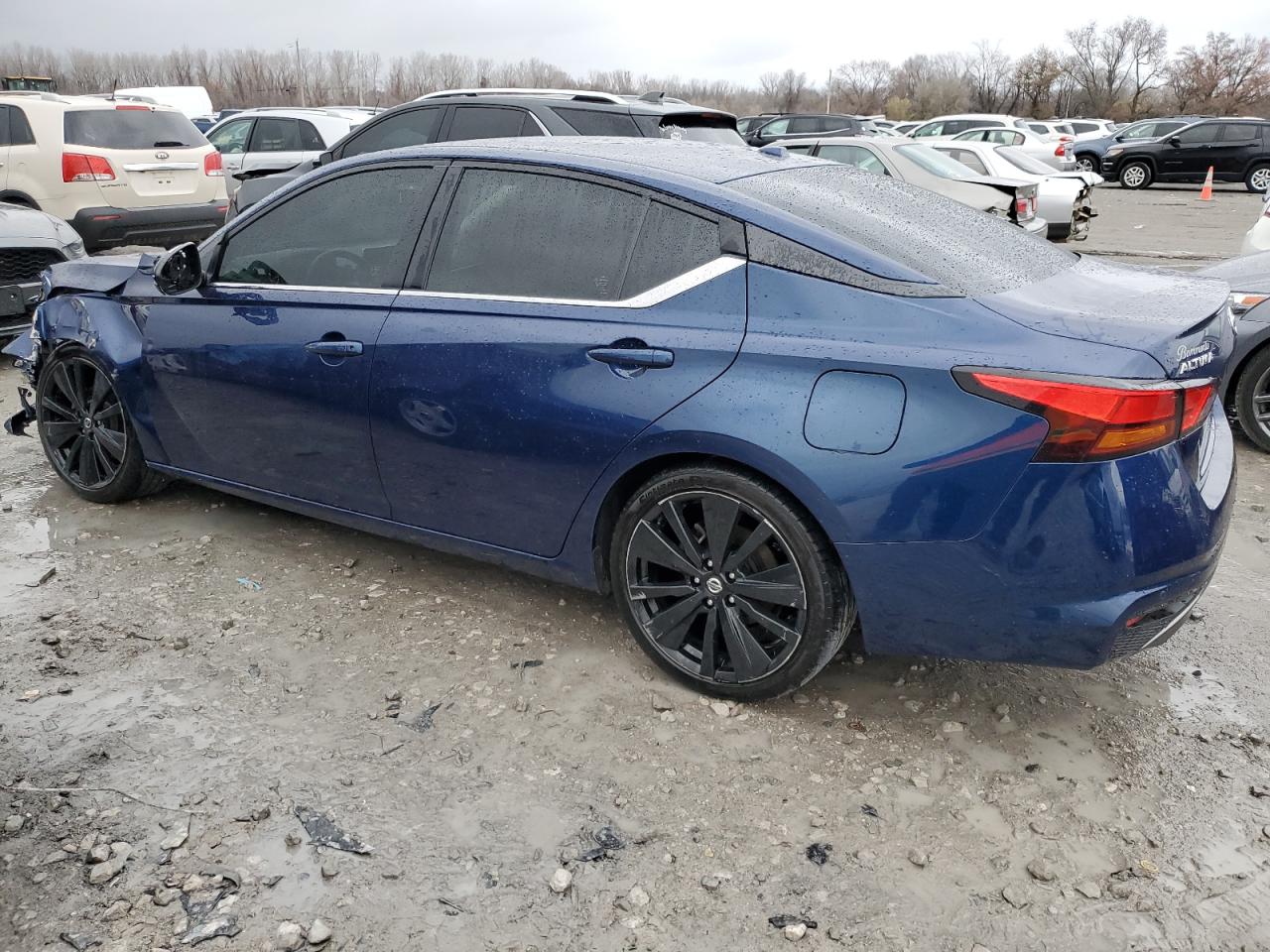 Image 2 of 2020 NISSAN ALTIMA SR 2020 with VIN 1N4BL4CV0LC196643