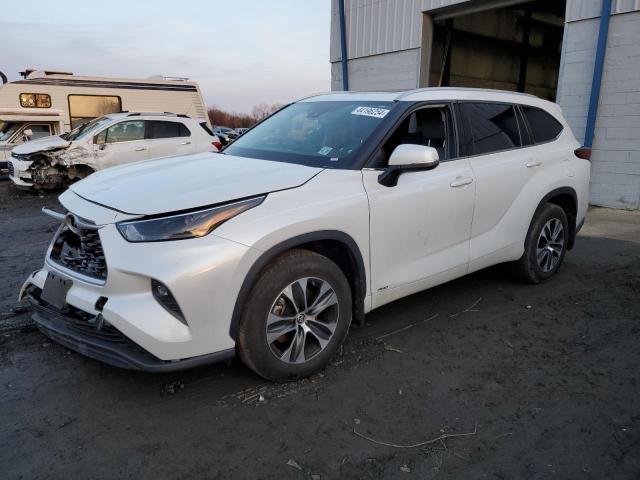Obraz 2022 TOYOTA HIGHLANDER HYBRID XLE 2022
