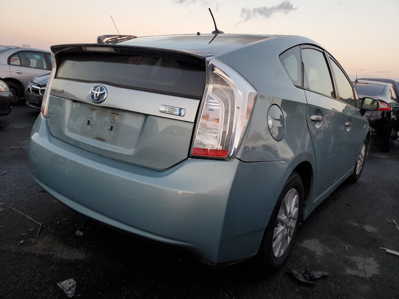 Obraz 3 z 2012 TOYOTA PRIUS PLUG-IN  2012 z VIN JTDKN3DP3C3022063