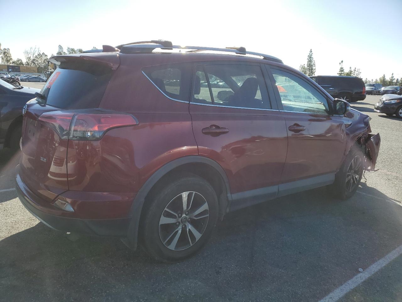 Image 3 of 2018 TOYOTA RAV4 ADVENTURE 2018 with VIN 2T3WFREV2JW506623