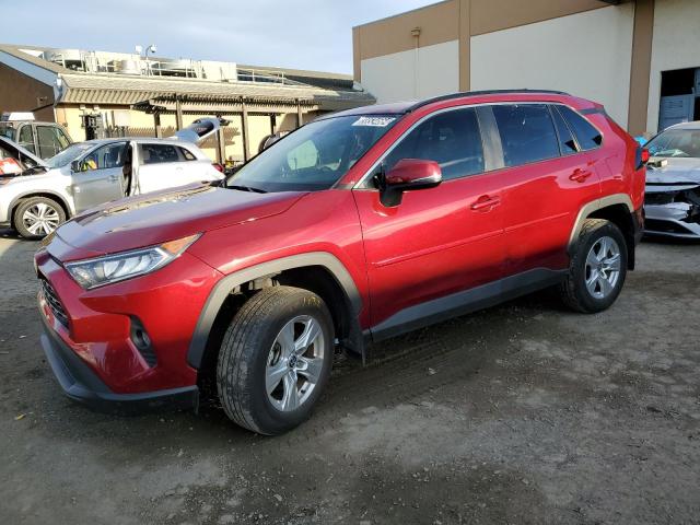 Obraz 1 z 2021 TOYOTA RAV4 XLE 2021 z VIN 2T3W1RFV9MW167280