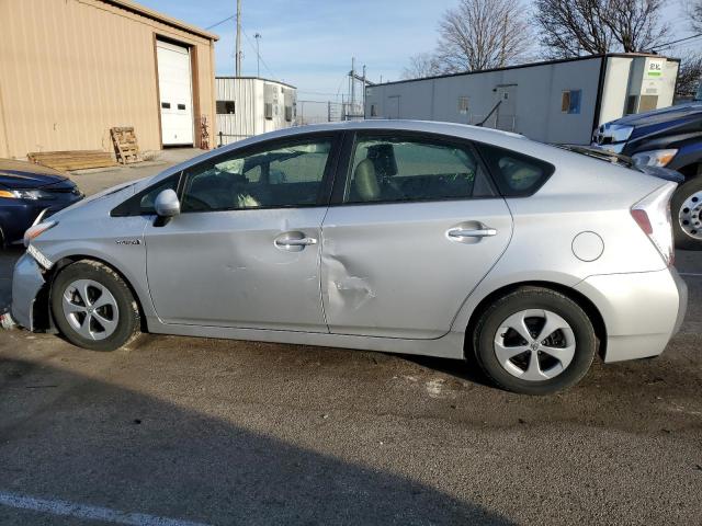 Image 2 of 2015 TOYOTA PRIUS  2015 with VIN JTDKN3DU2F1887189