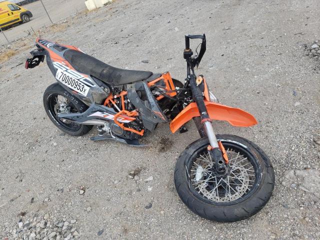 Image 1 of 2022 KTM 690 SMC R 2022 with VIN VBKLSV401NM735938
