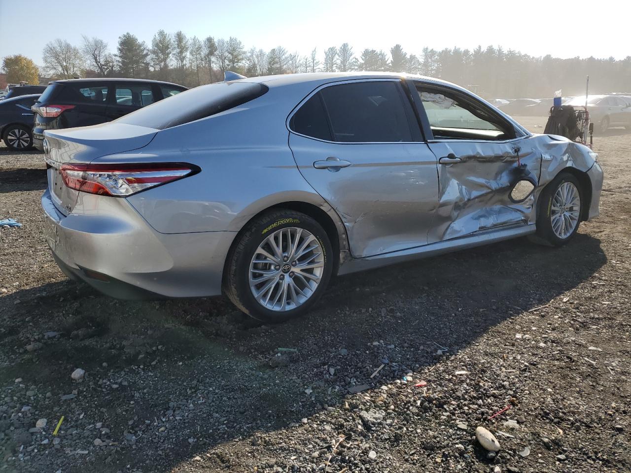 Obraz 3 z 2020 TOYOTA CAMRY XLE 2020 z VIN 4T1F31AKXLU541301