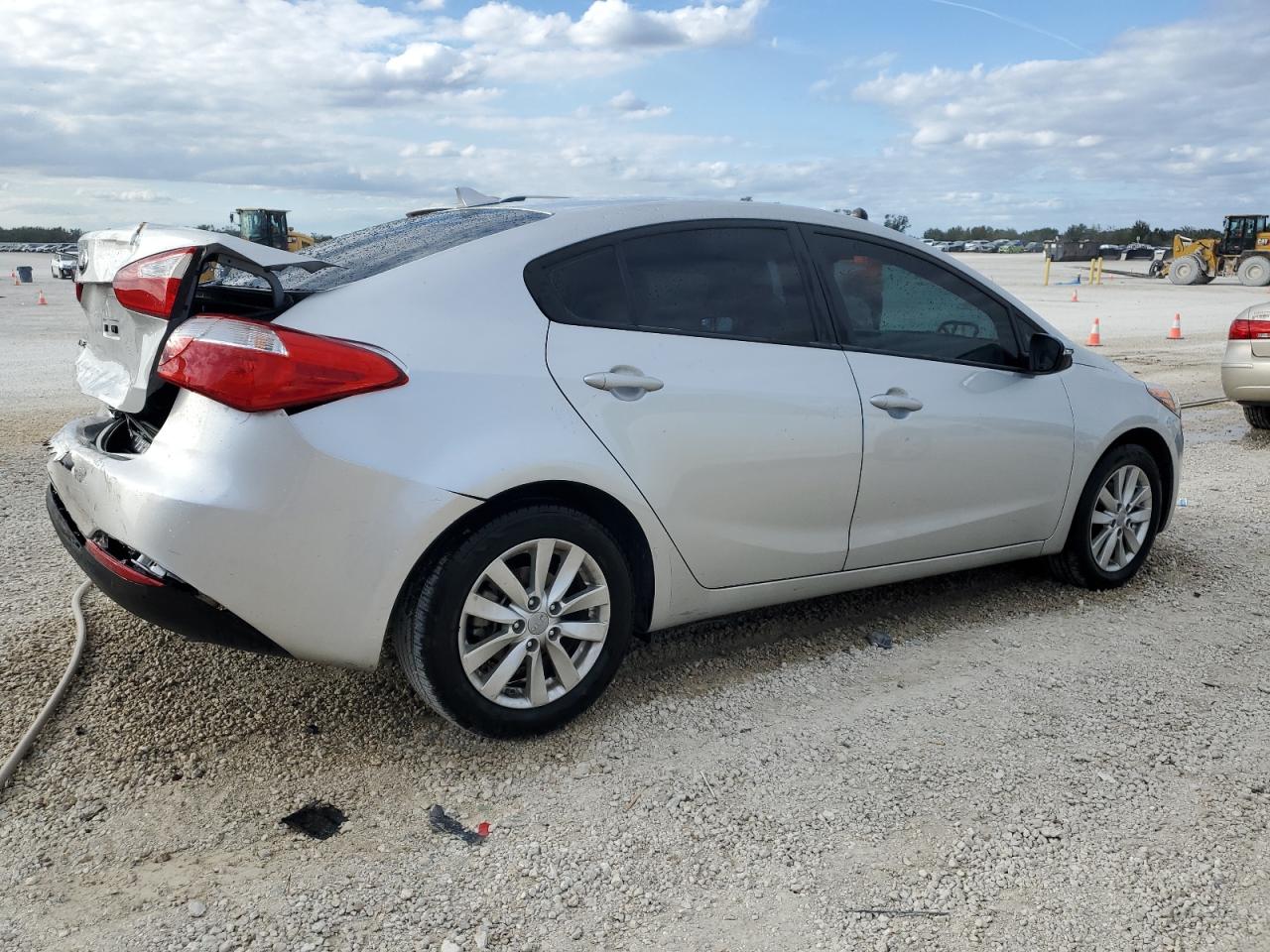 Изображение 3 2014 KIA FORTE LX 2014 с VIN KNAFX4A64E5178842