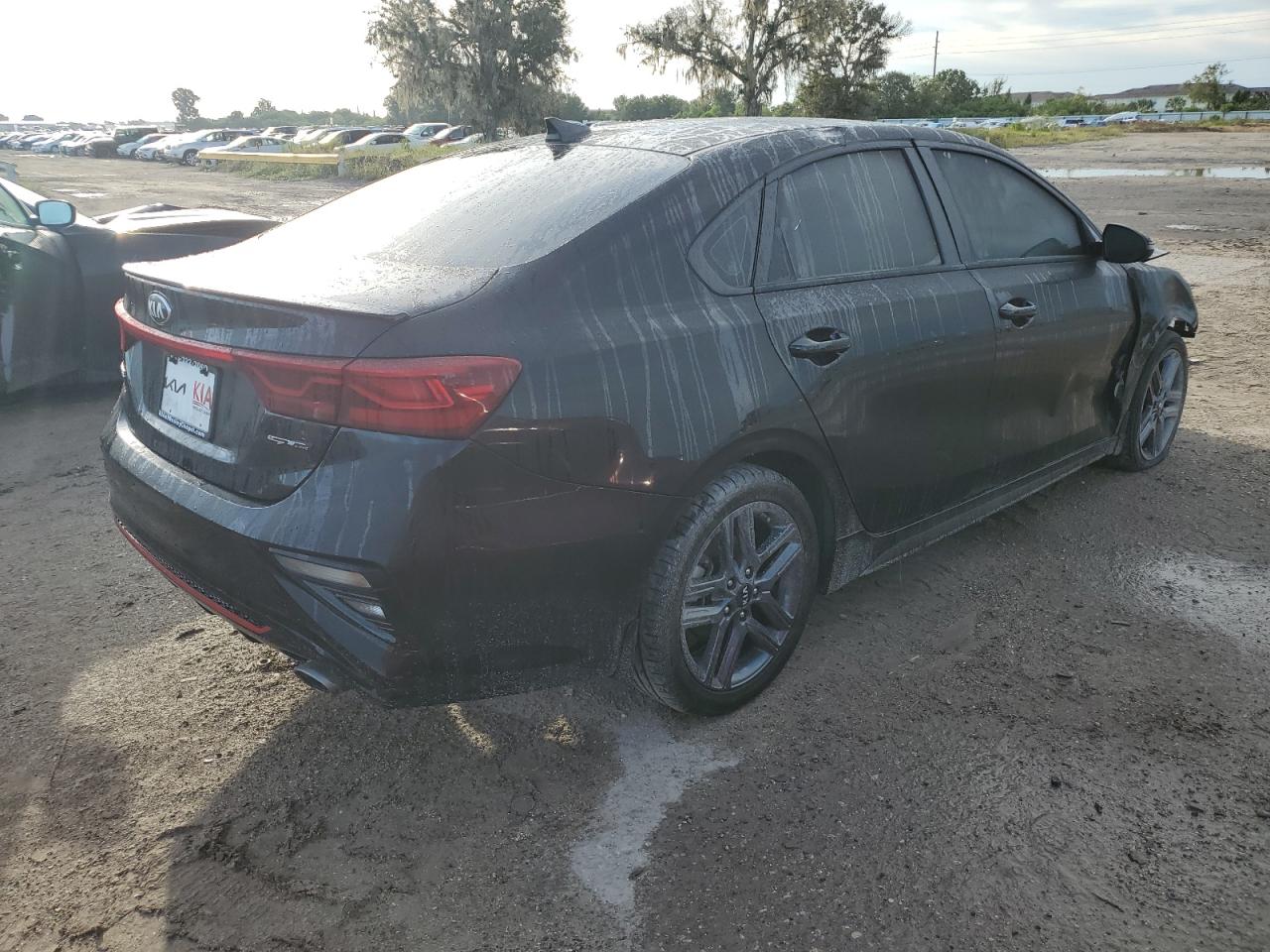 Obraz 3 z Kia Forte Gt Line 2021 z VIN 3KPF34AD6ME410650