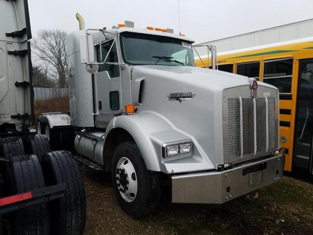 Image 1 of 2007 KENWORTH CONSTRUCTION T800 2007 with VIN 1XKDDU0X97J195194