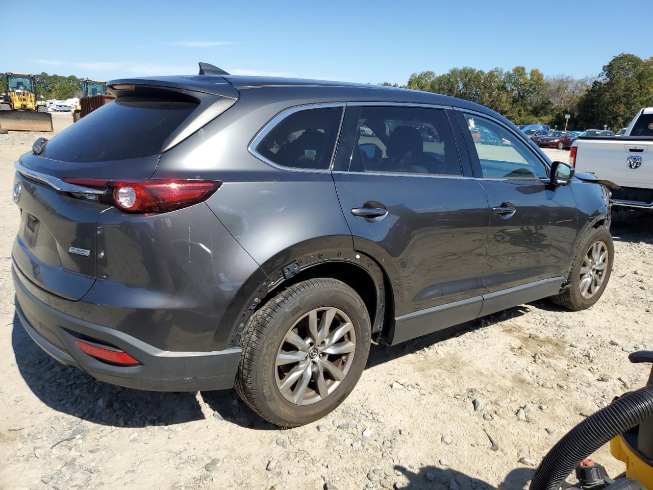 Image 3 of 2019 MAZDA CX-9 TOURING 2019 with VIN JM3TCACY3K0315574