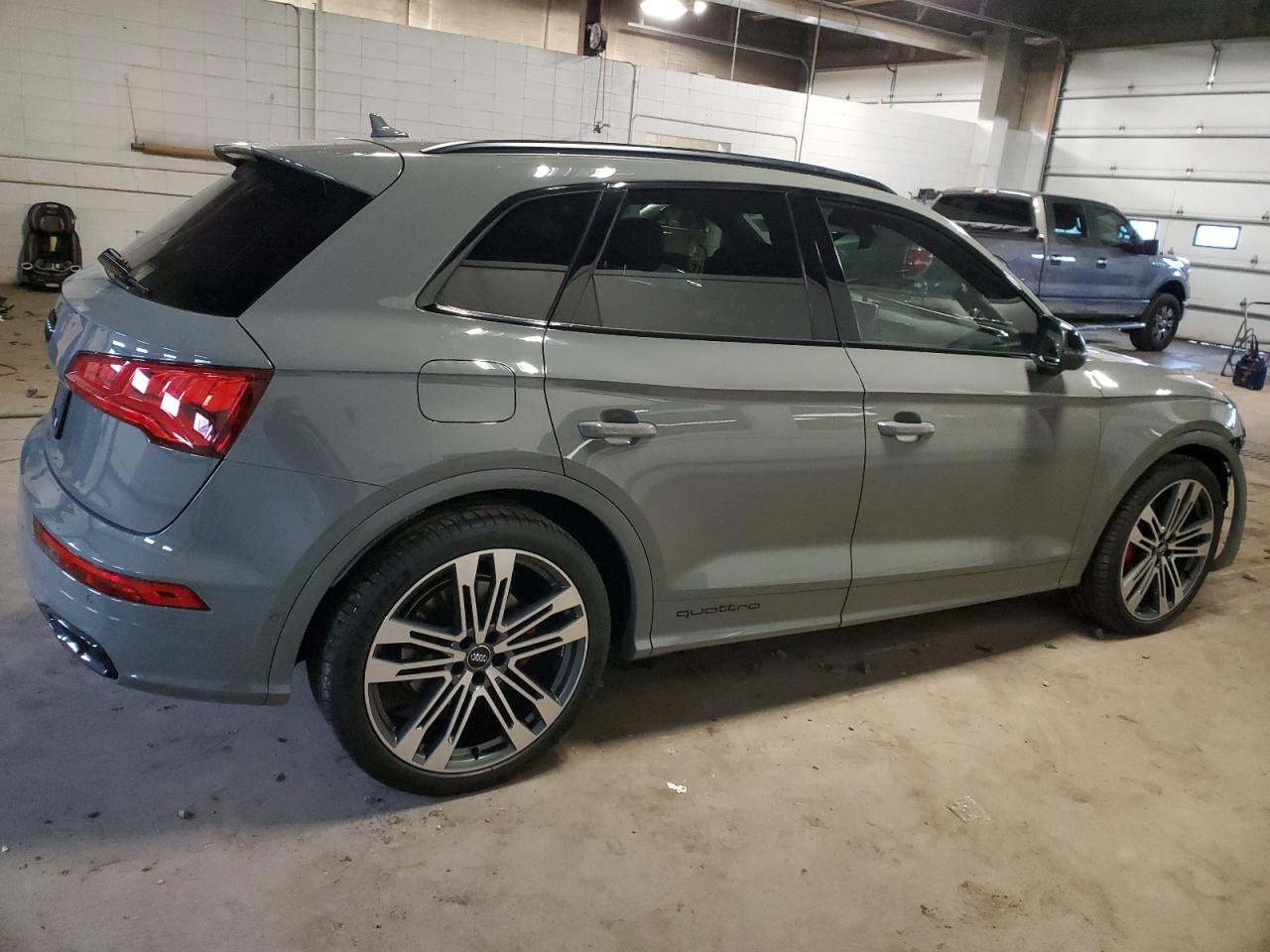 Изображение 3 2019 AUDI SQ5 PRESTIGE 2019 с VIN WA1C4AFY6K2007959